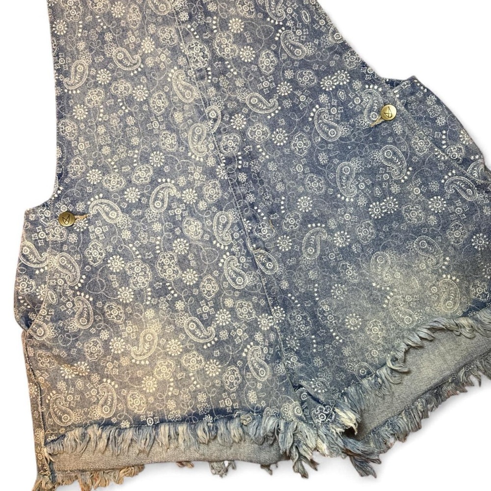 NWT MINKPINK x M|PD Distressed Paisley Print Denim Rodeo Mini Overalls — LARGE - Picture 4 of 7